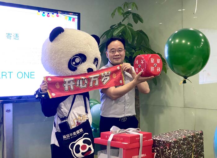 綠色是夏日的一抹清涼，是歐賽斯的一場(chǎng)生日盛宴